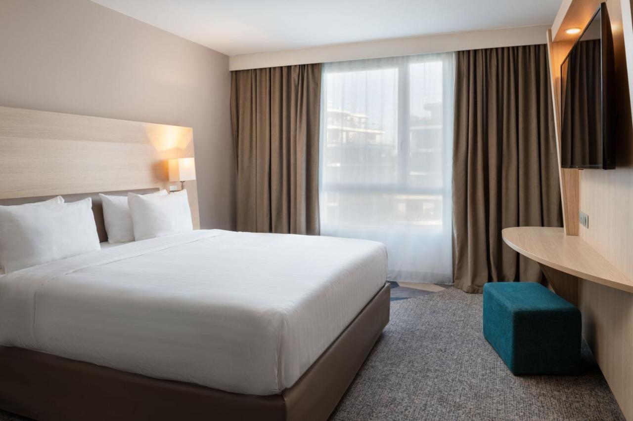 Courtyard By Marriott Paris La Defense West - Colombes Hotell Bois-Colombes Exteriör bild