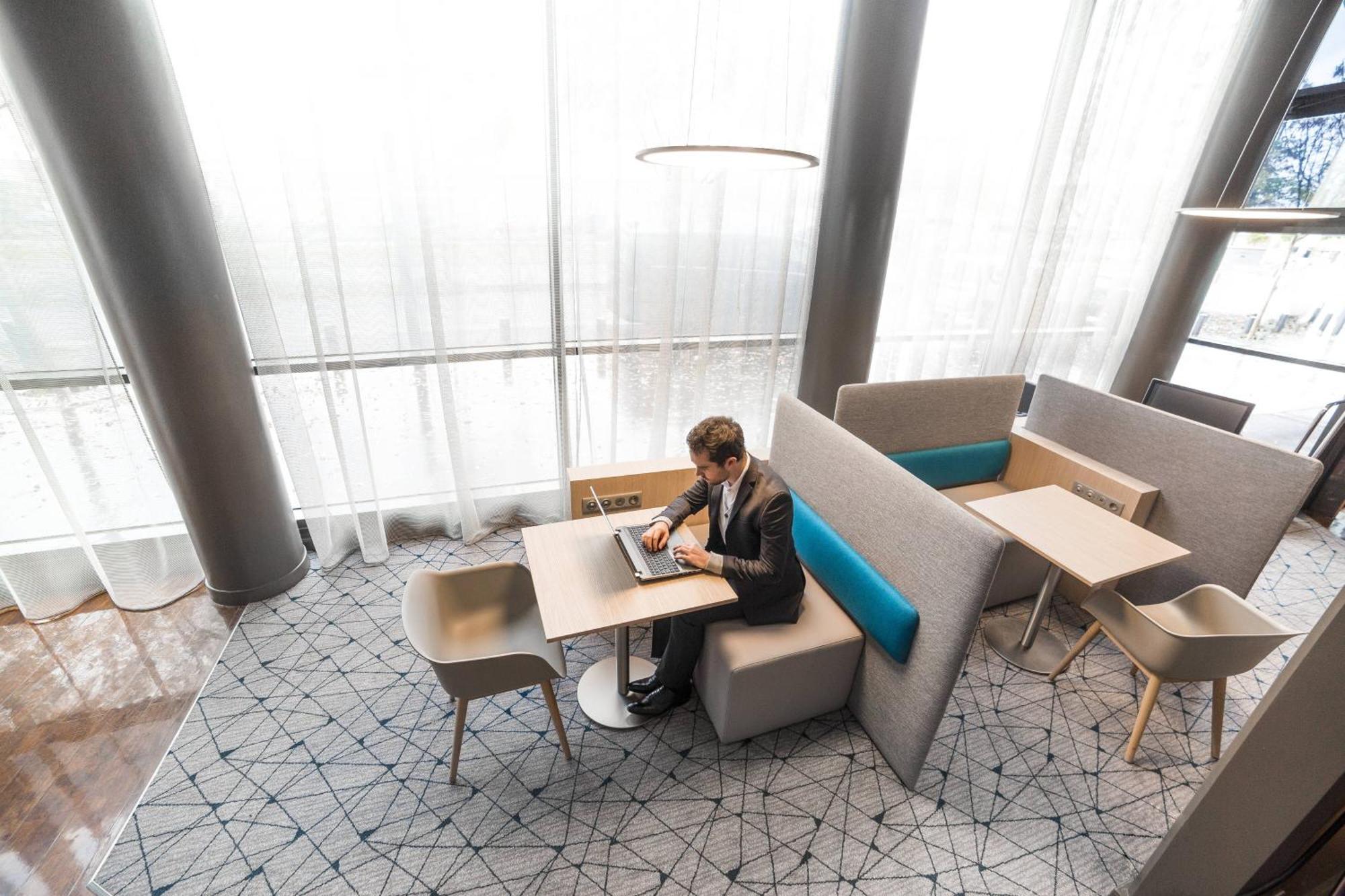 Courtyard By Marriott Paris La Defense West - Colombes Hotell Bois-Colombes Exteriör bild