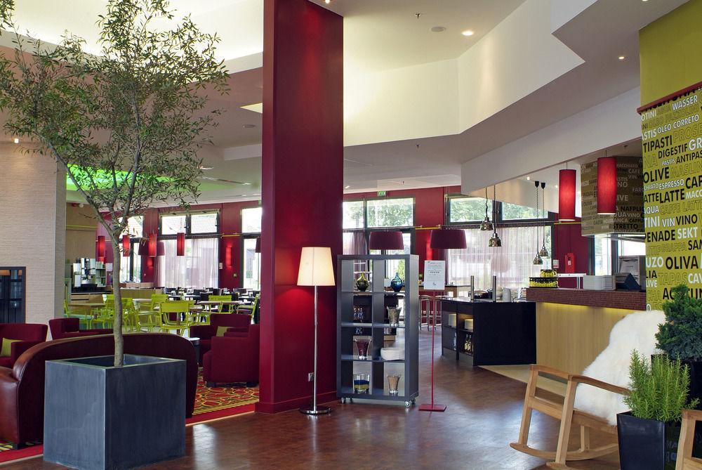 Courtyard By Marriott Paris La Defense West - Colombes Hotell Bois-Colombes Exteriör bild