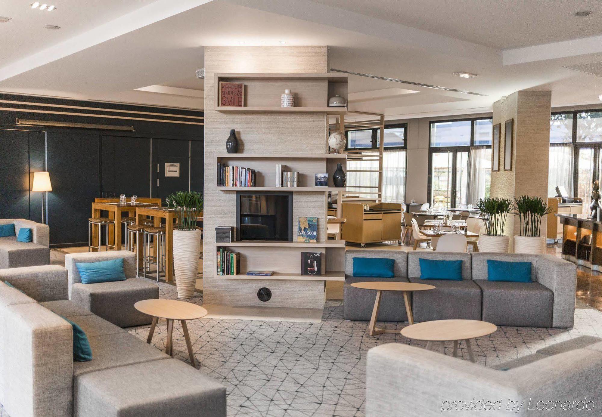 Courtyard By Marriott Paris La Defense West - Colombes Hotell Bois-Colombes Exteriör bild